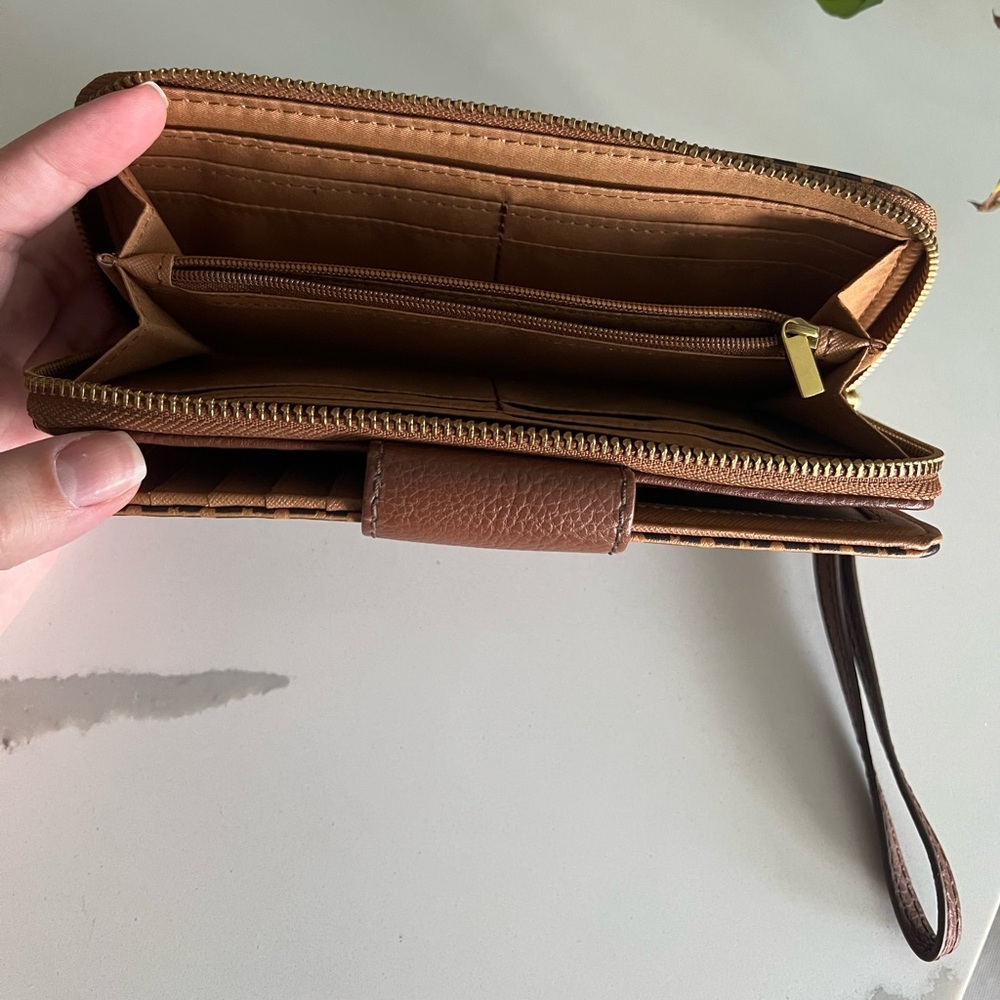 Fossil Wallet 🐻 - Picture 4 of 7
